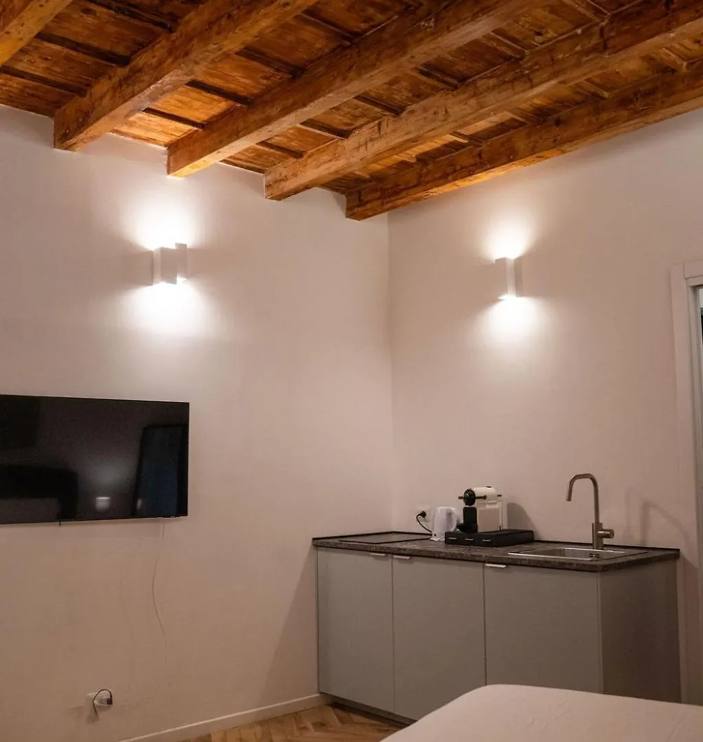 מילאנו Brera La Suite 0*,  איטליה