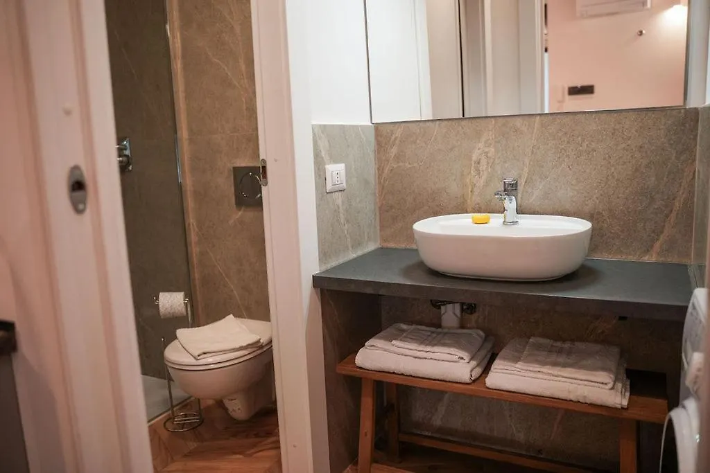 מילאנו Brera La Suite 0*,